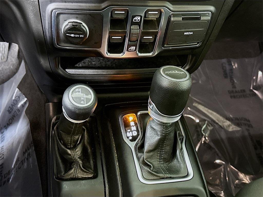 used 2021 Jeep Gladiator car, priced at $26,996