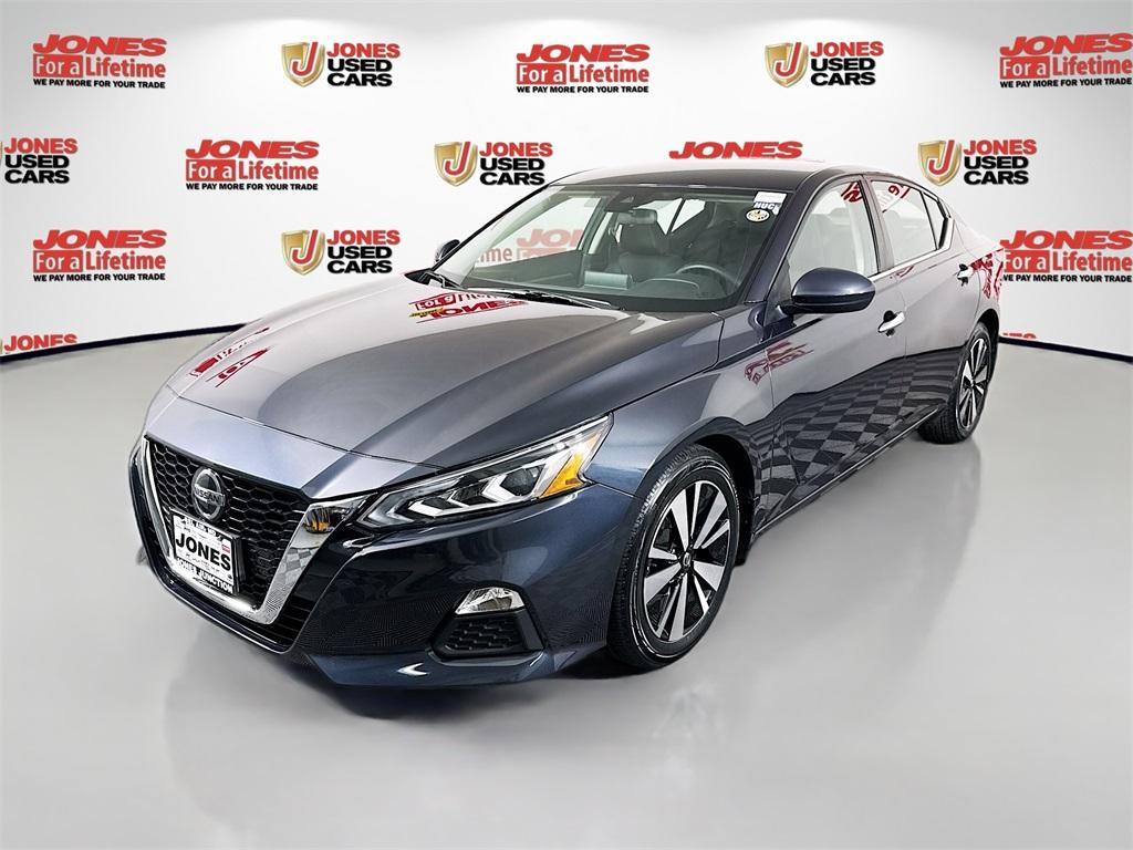 used 2022 Nissan Altima car, priced at $19,998