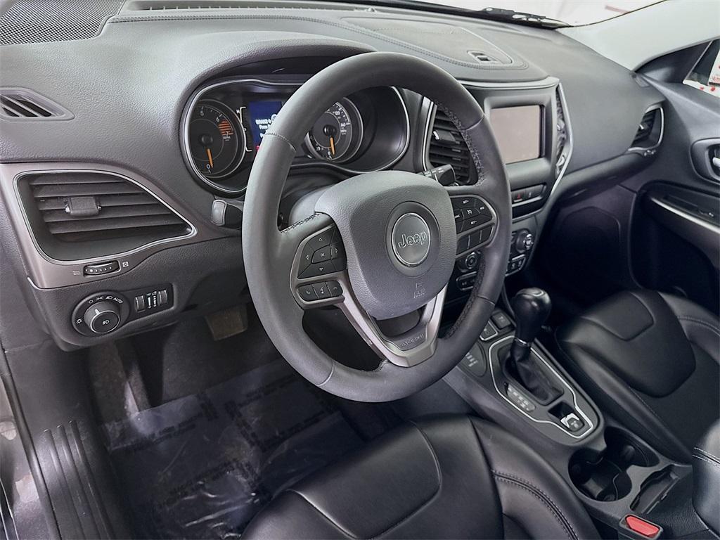 used 2021 Jeep Cherokee car, priced at $19,999