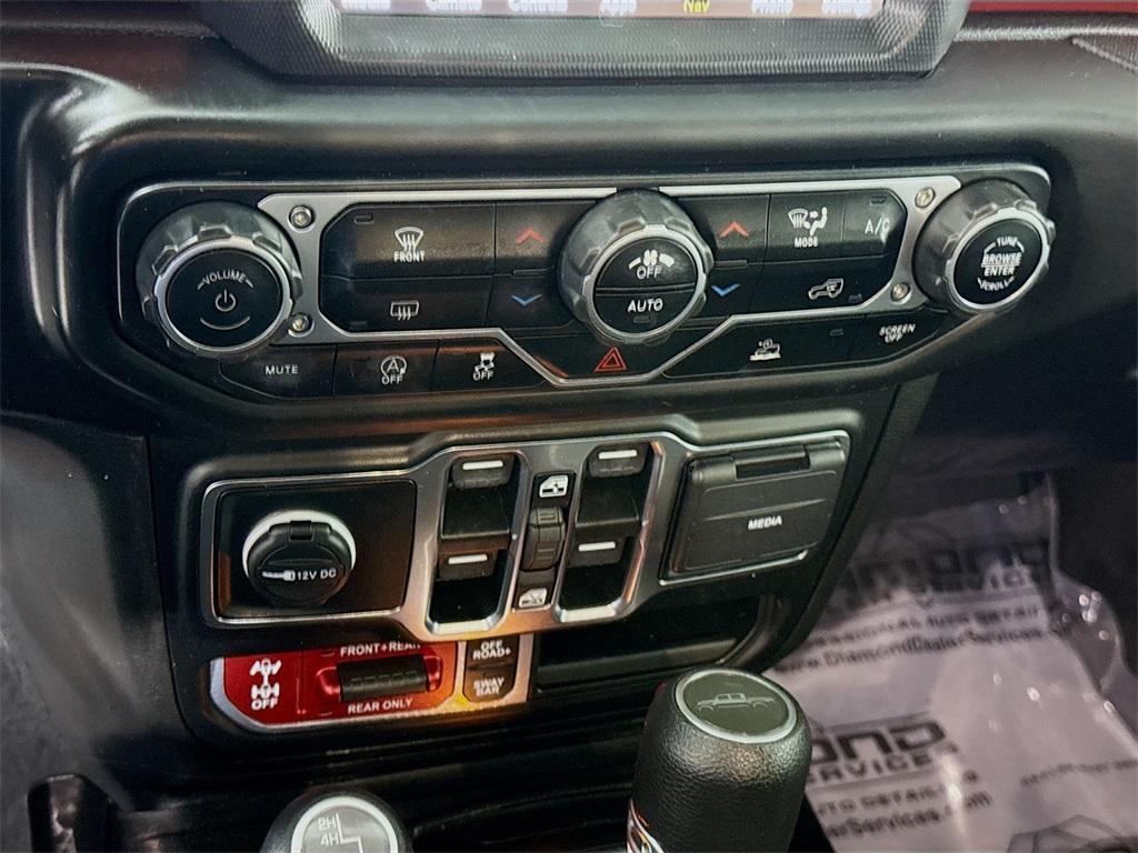 used 2023 Jeep Gladiator car, priced at $32,552