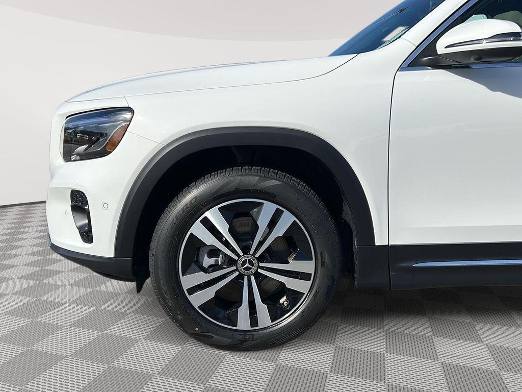 new 2026 Mercedes-Benz GLB 250 car, priced at $52,345