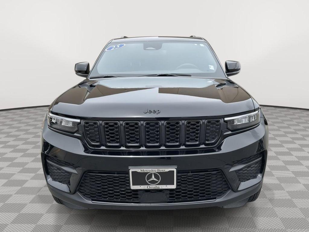 used 2025 Jeep Grand Cherokee car, priced at $35,000