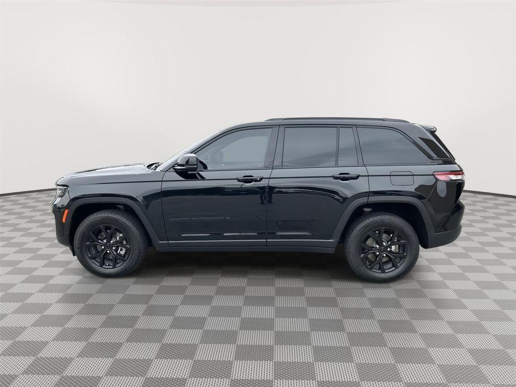 used 2025 Jeep Grand Cherokee car, priced at $35,000