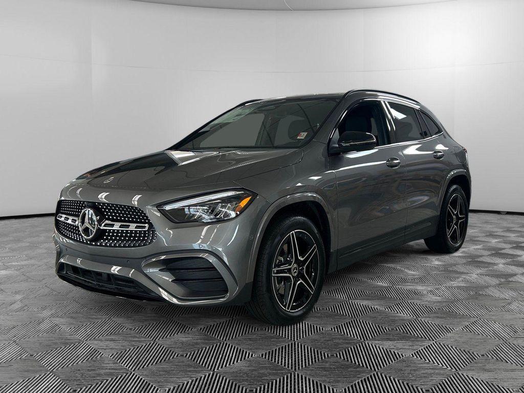 new 2025 Mercedes-Benz GLA 250 car, priced at $55,520