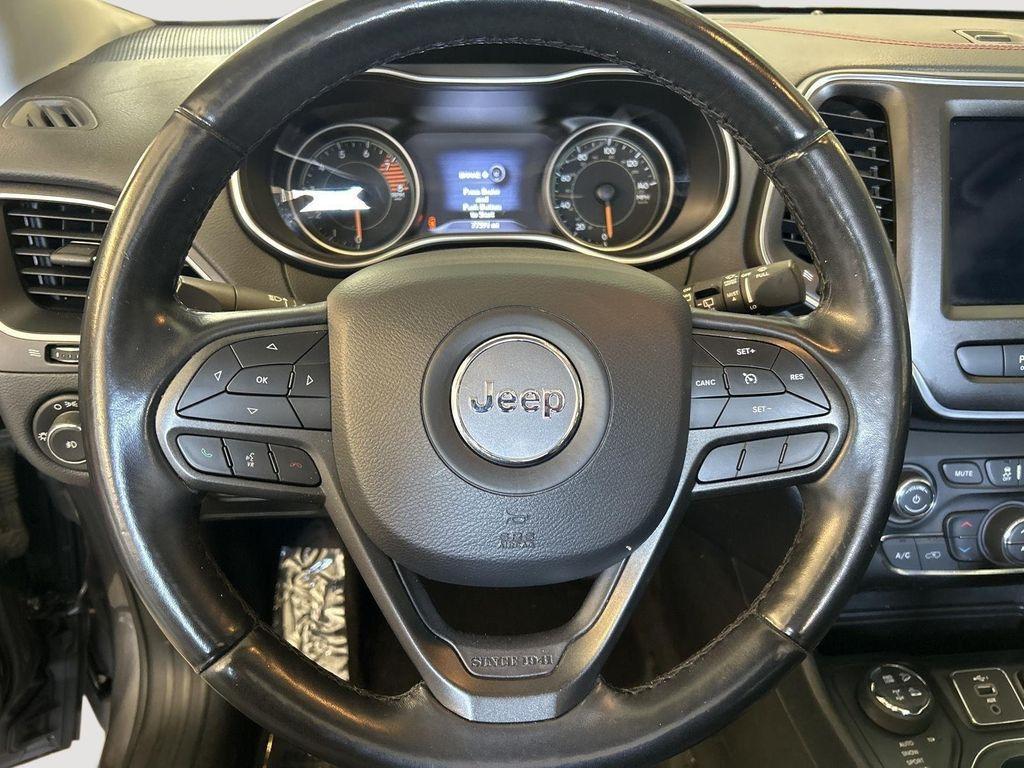 used 2019 Jeep Cherokee car, priced at $18,900