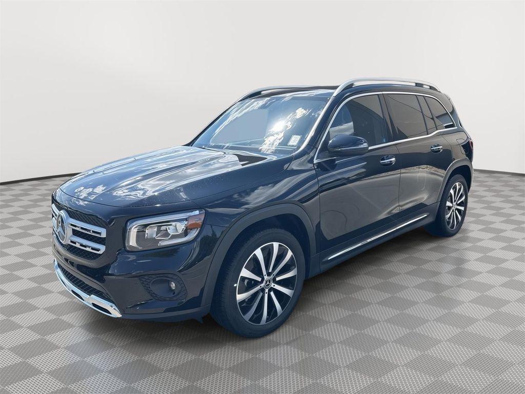 used 2023 Mercedes-Benz GLB 250 car, priced at $40,000