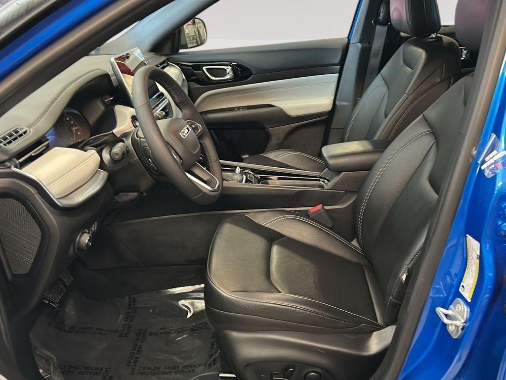 used 2025 Jeep Compass car, priced at $25,900