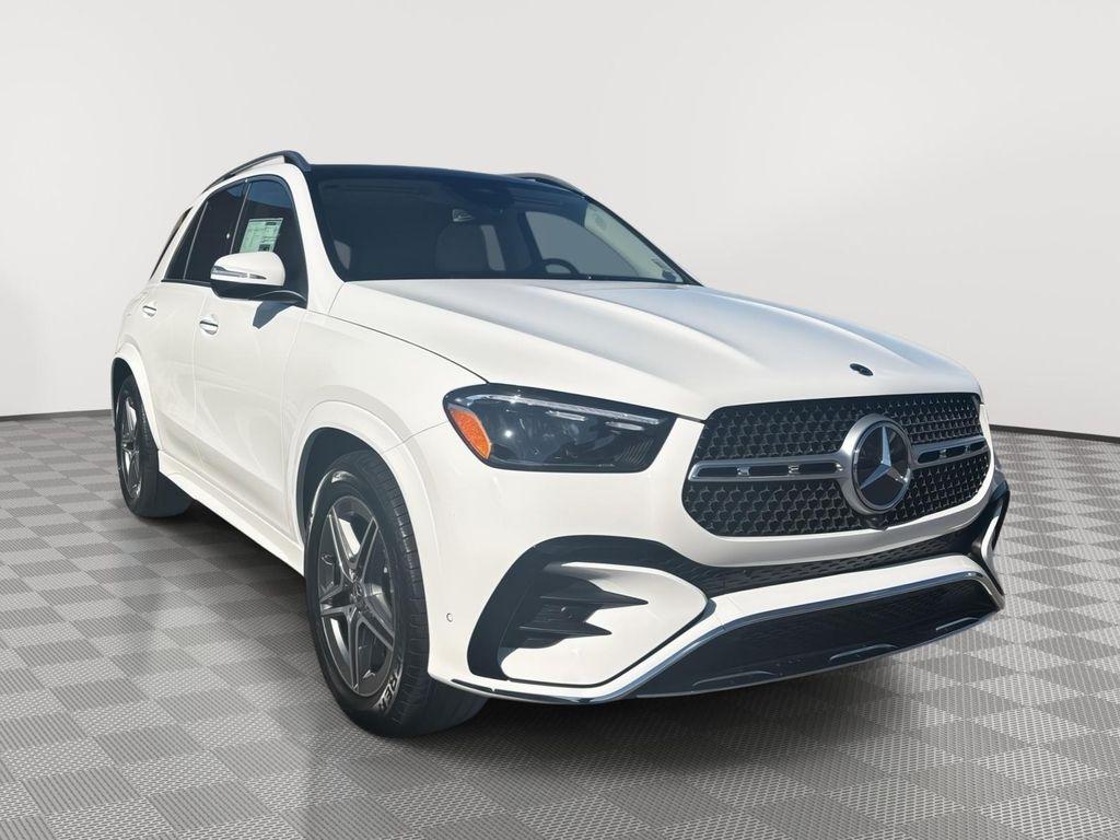 new 2026 Mercedes-Benz GLE 450 car, priced at $78,545