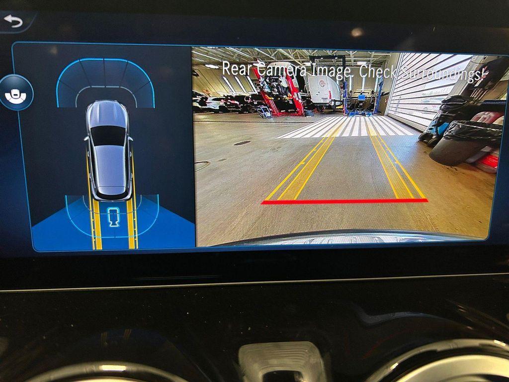 new 2025 Mercedes-Benz GLA 250 car, priced at $55,250