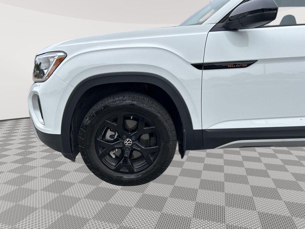 used 2025 Volkswagen Atlas car, priced at $42,900