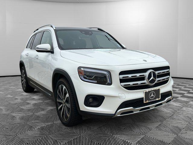used 2023 Mercedes-Benz GLB 250 car, priced at $28,900