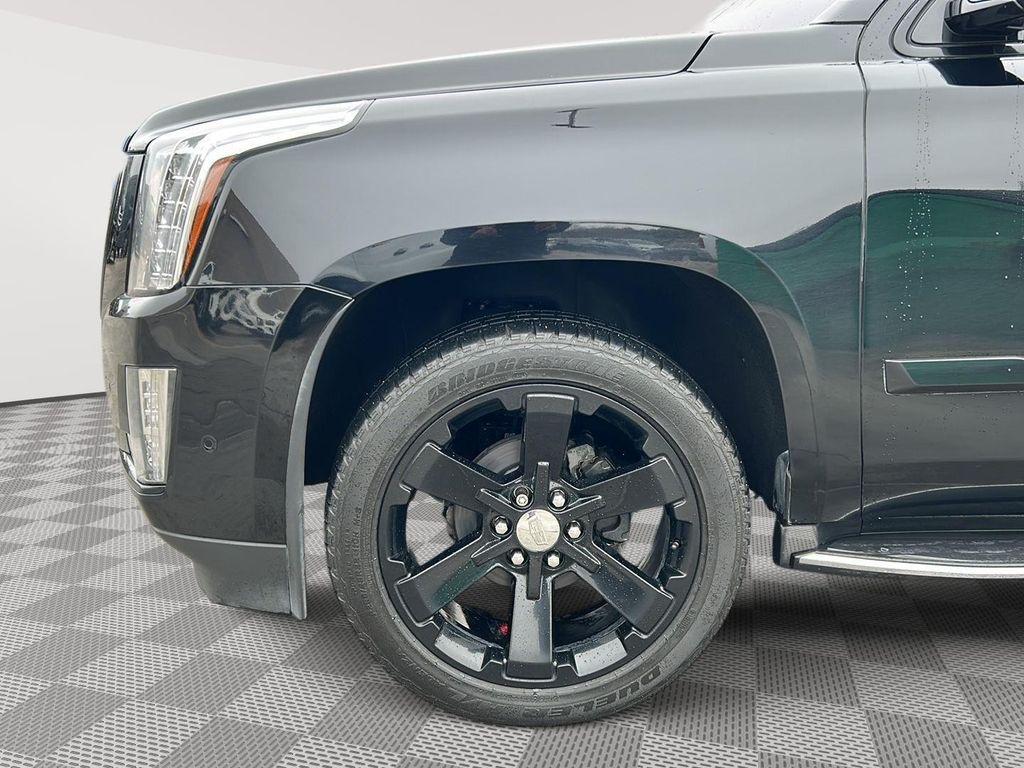 used 2020 Cadillac Escalade car, priced at $35,000