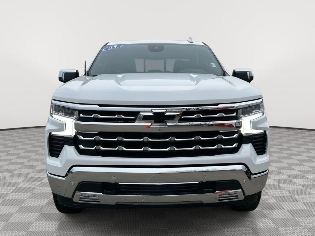 used 2025 Chevrolet Silverado 1500 car, priced at $50,900
