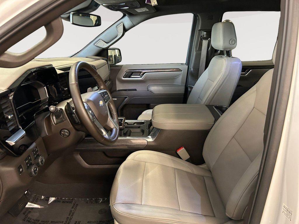 used 2025 Chevrolet Silverado 1500 car, priced at $50,900