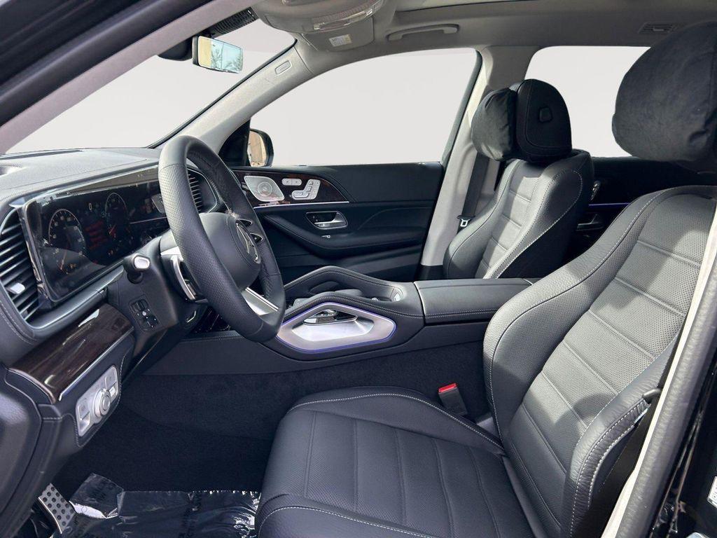 new 2026 Mercedes-Benz GLS 450 car, priced at $105,825