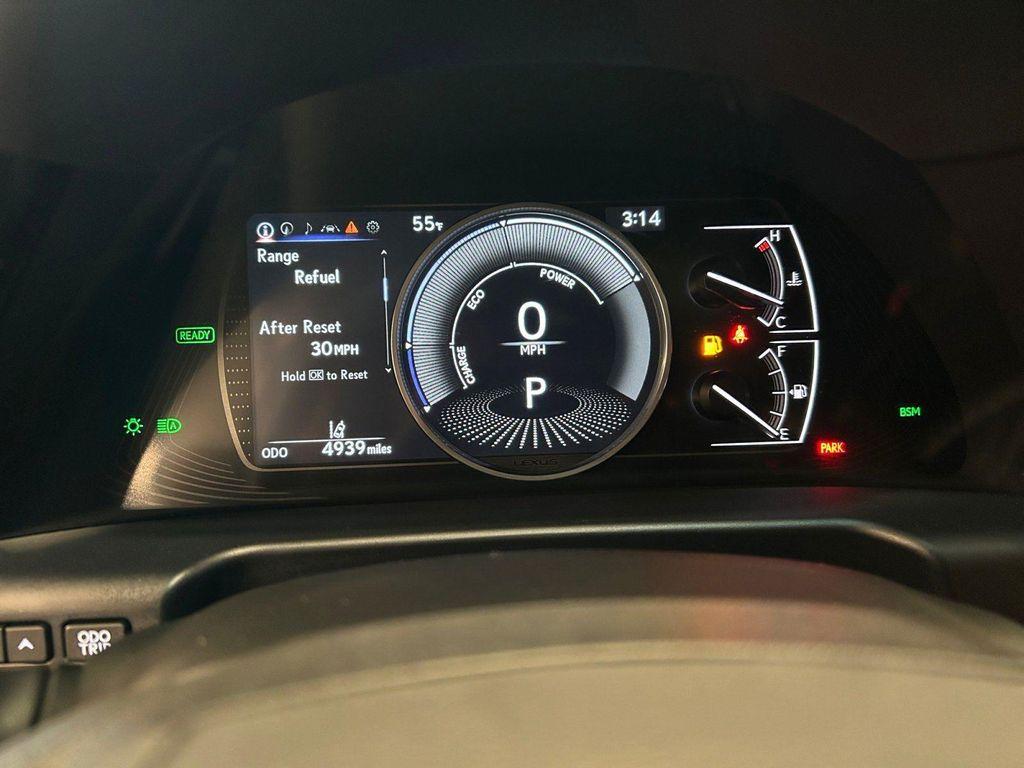 used 2025 Lexus ES 300h car, priced at $42,000