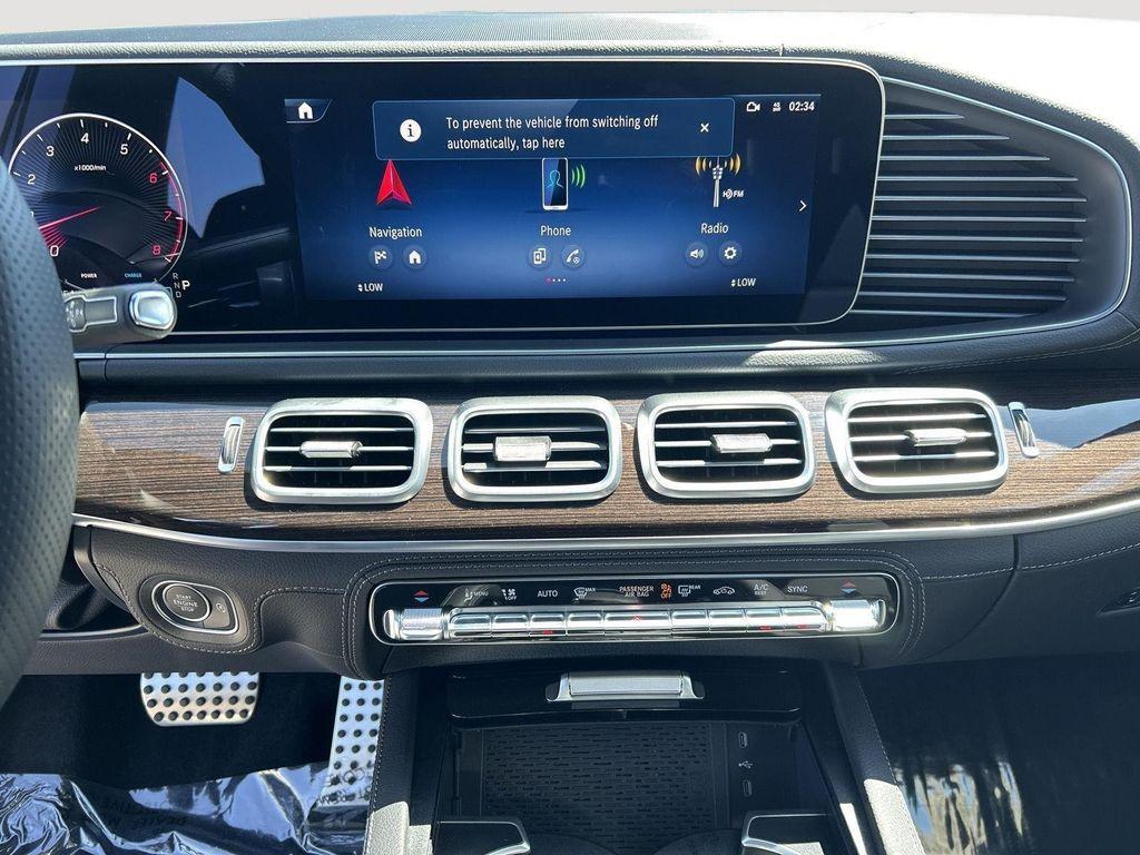 new 2026 Mercedes-Benz GLE 450 car, priced at $88,815