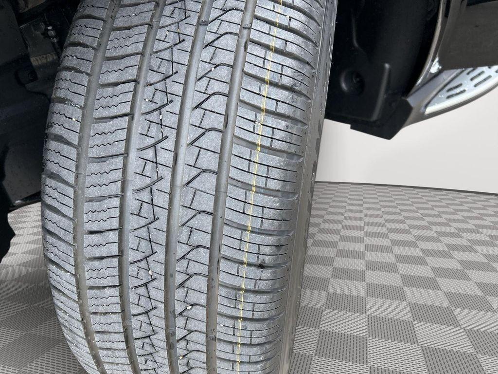 new 2026 Mercedes-Benz GLE 450 car, priced at $94,235