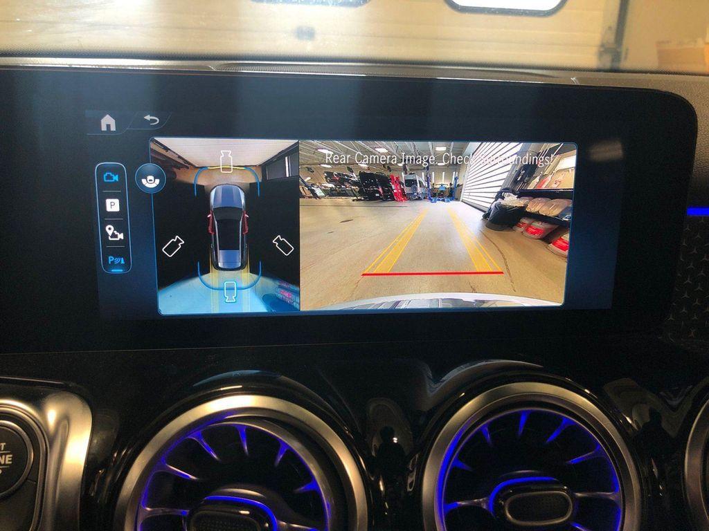 new 2025 Mercedes-Benz GLB 250 car, priced at $54,945