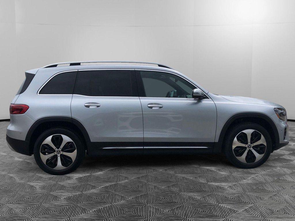 new 2025 Mercedes-Benz GLB 250 car, priced at $54,945