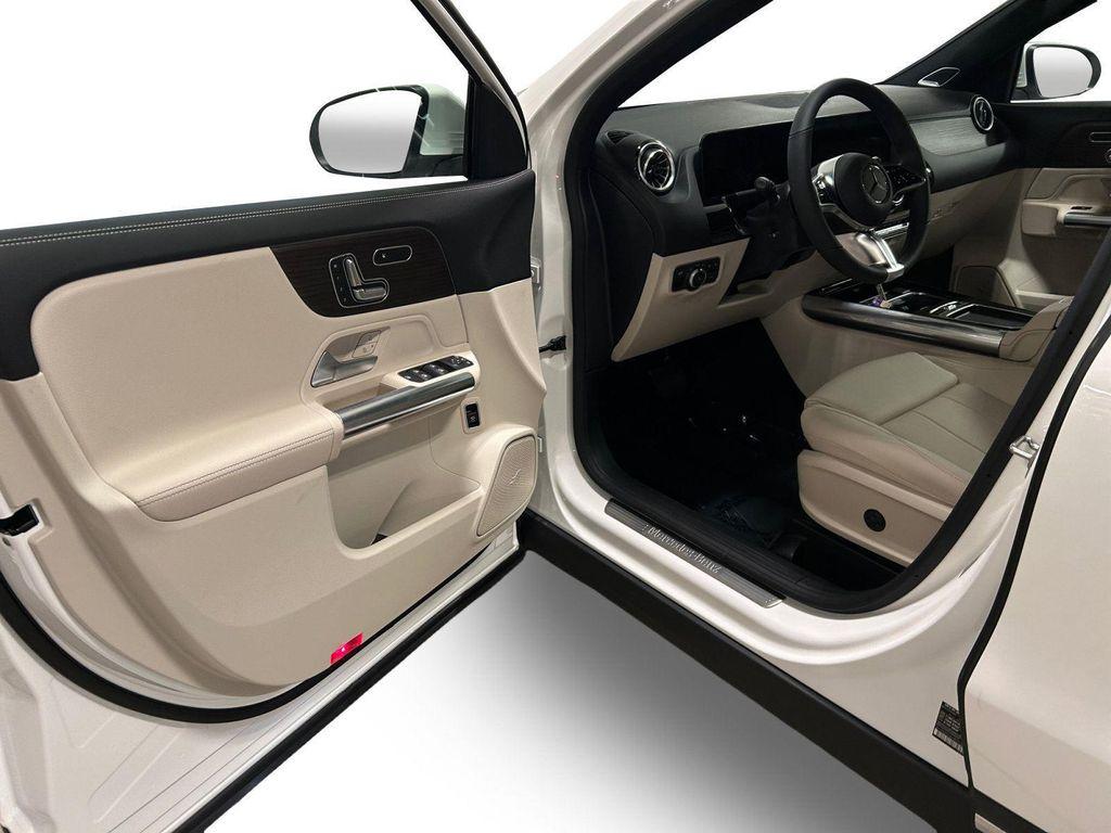 new 2026 Mercedes-Benz GLA 250 car, priced at $50,520