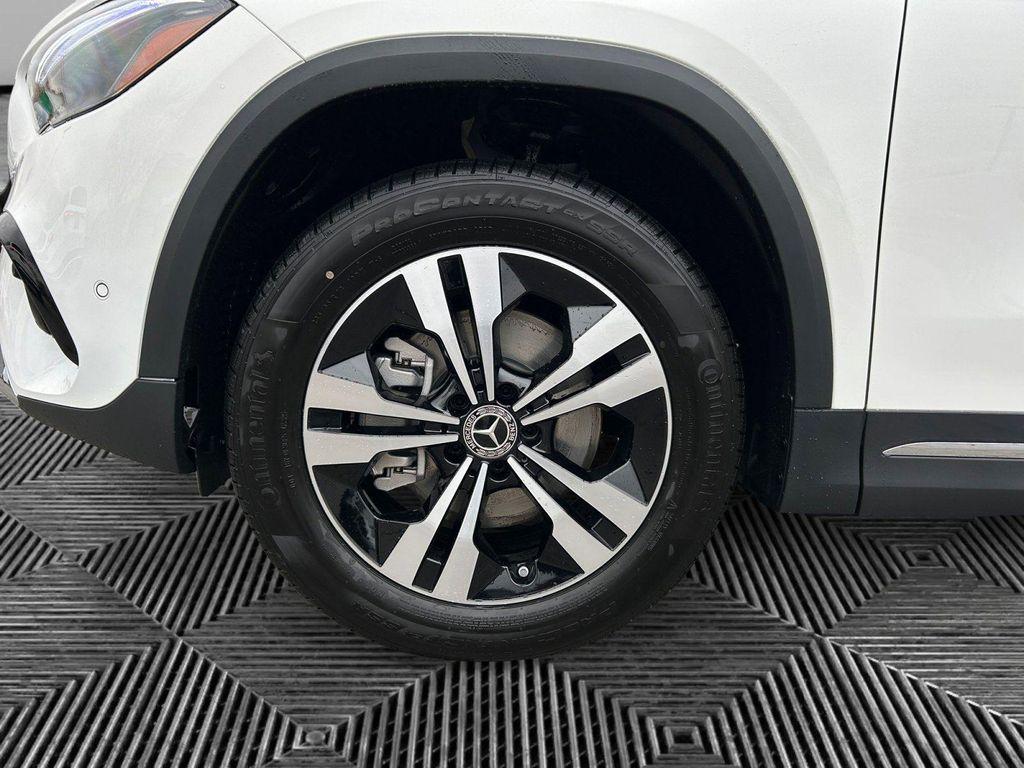 new 2026 Mercedes-Benz GLA 250 car, priced at $50,520