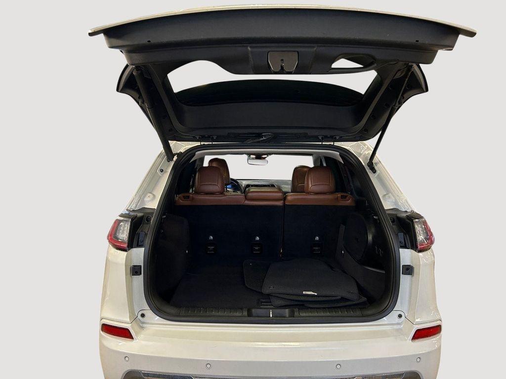 used 2019 Jeep Cherokee car, priced at $17,500