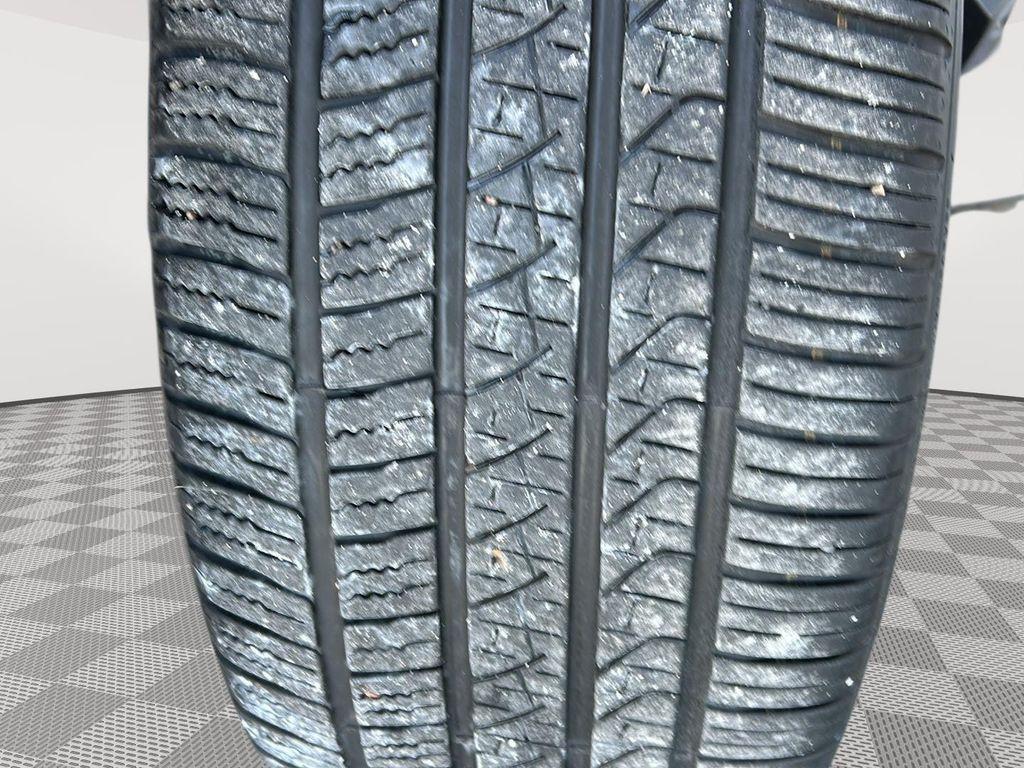 used 2025 Mercedes-Benz GLE 350 car, priced at $60,900