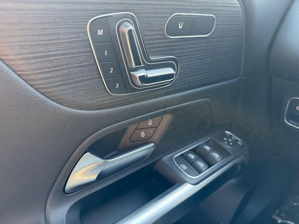 new 2026 Mercedes-Benz GLB 250 car, priced at $52,995