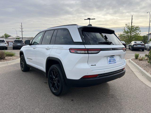 used 2024 Jeep Grand Cherokee car, priced at $29,500