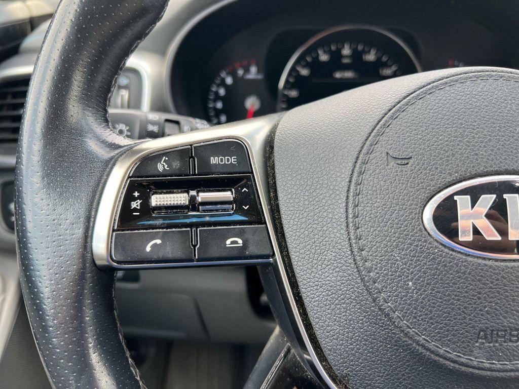 used 2019 Kia Sorento car, priced at $22,790