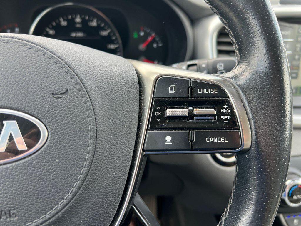used 2019 Kia Sorento car, priced at $22,790