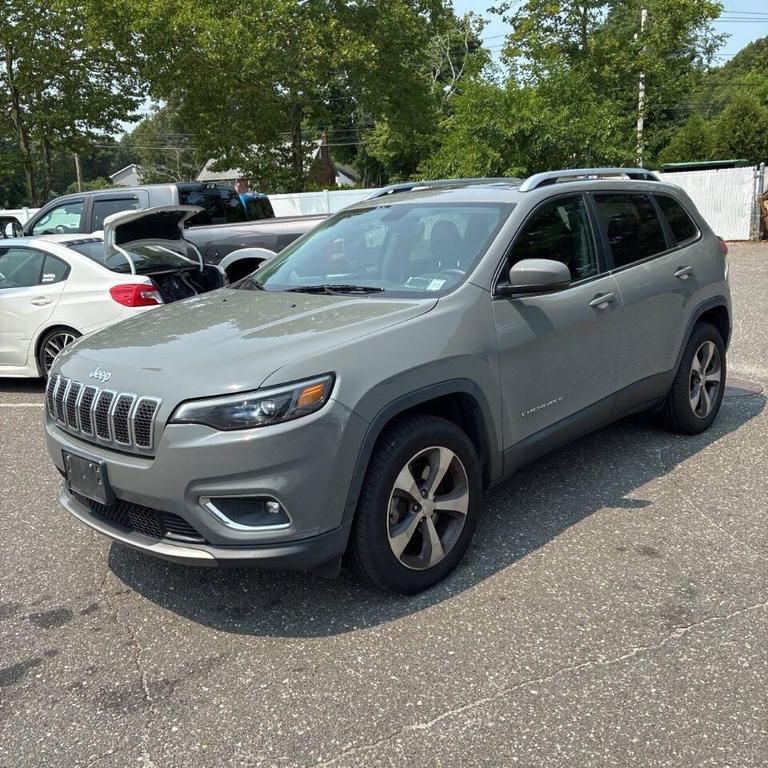 used 2019 Jeep Cherokee car, priced at $12,999