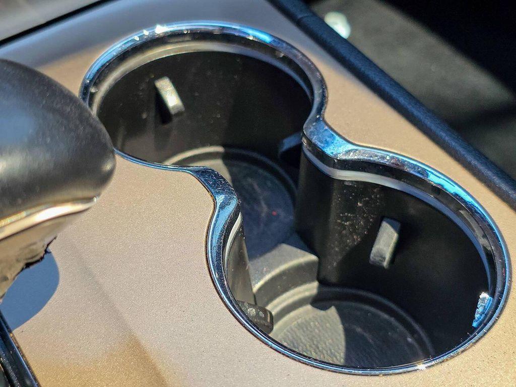 used 2014 Jeep Grand Cherokee car, priced at $12,500