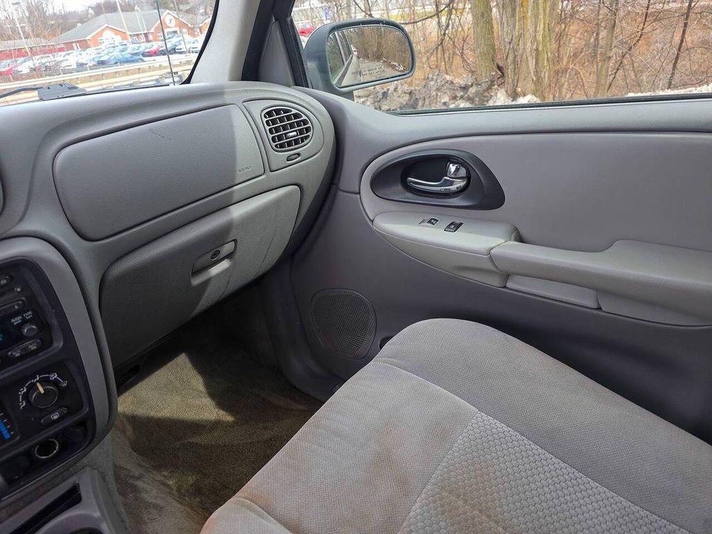 used 2007 Chevrolet TrailBlazer car, priced at $4,000