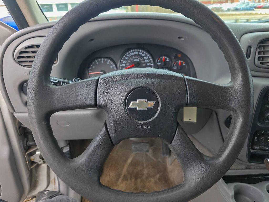 used 2007 Chevrolet TrailBlazer car, priced at $4,000