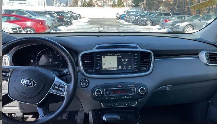 used 2020 Kia Sorento car, priced at $17,200