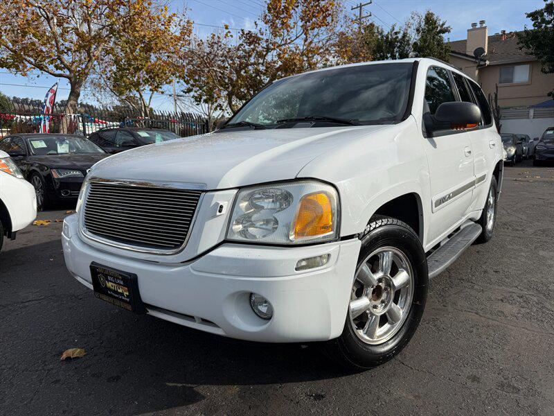 used 2003 GMC Envoy car, priced at $4,995