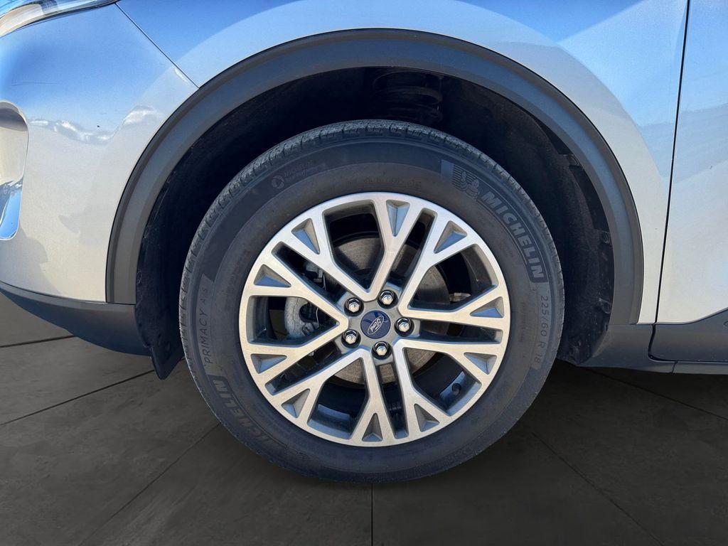 used 2022 Ford Escape car, priced at $20,991