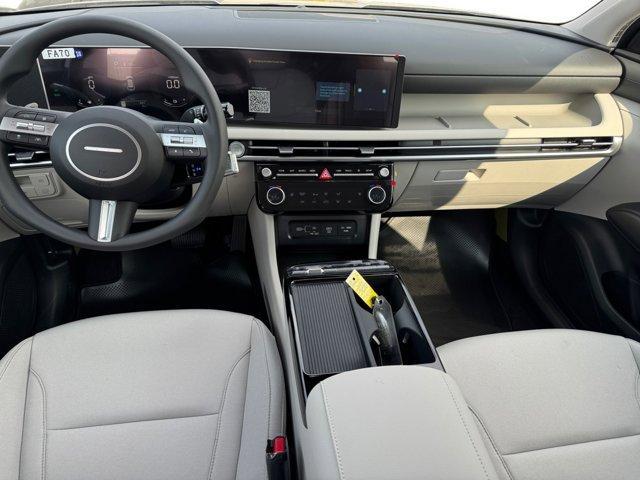 new 2026 Hyundai TUCSON Hybrid car