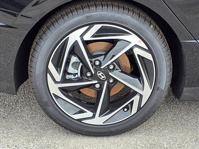 new 2025 Hyundai Sonata car, priced at $28,965