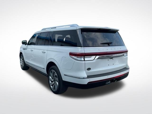 used 2023 Lincoln Navigator L car, priced at $61,992