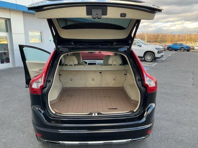 used 2015 Volvo XC60 car, priced at $8,992