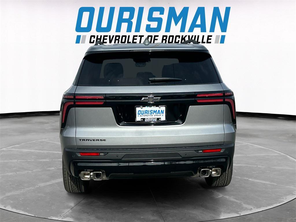 new 2026 Chevrolet Traverse car, priced at $37,205