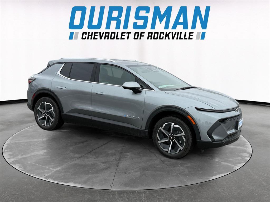 new 2026 Chevrolet Equinox EV car, priced at $41,220