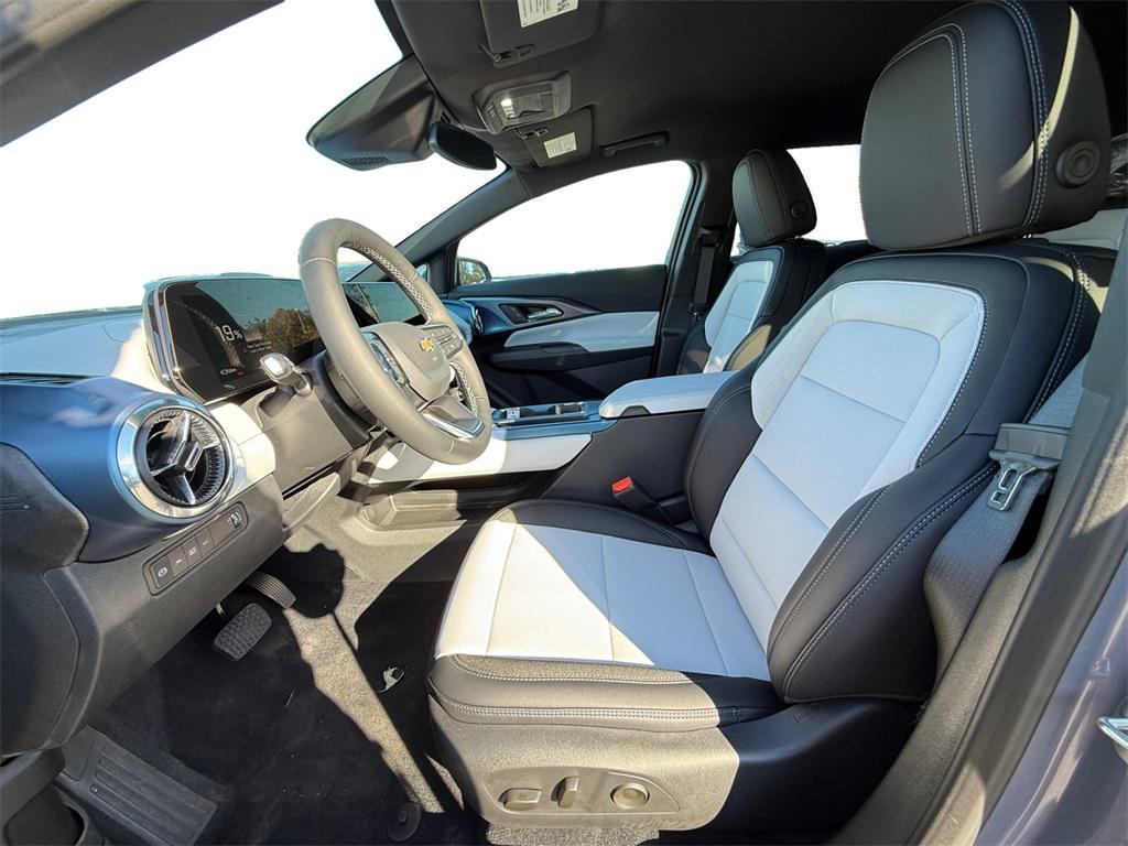 new 2026 Chevrolet Equinox EV car, priced at $41,220