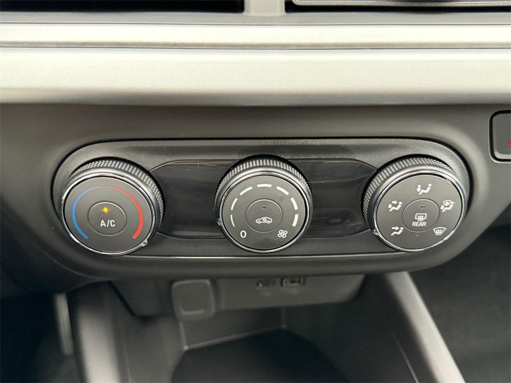 new 2026 Chevrolet Trax car, priced at $18,995