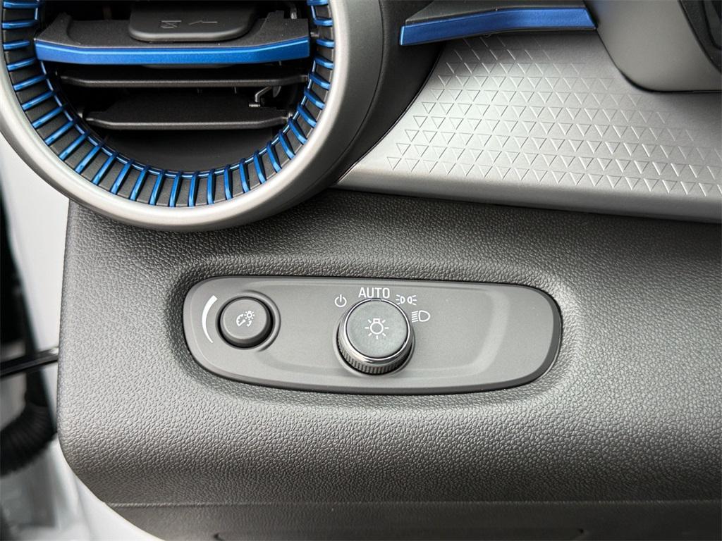 new 2026 Chevrolet Trax car, priced at $18,995