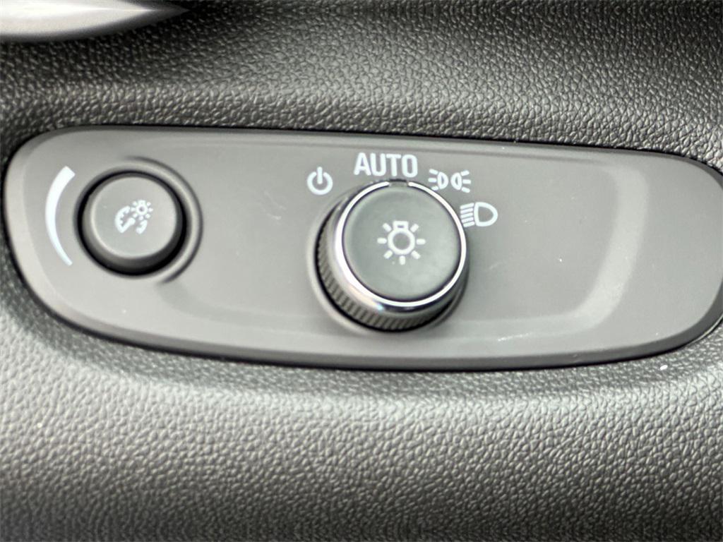 new 2026 Chevrolet Trax car, priced at $20,385