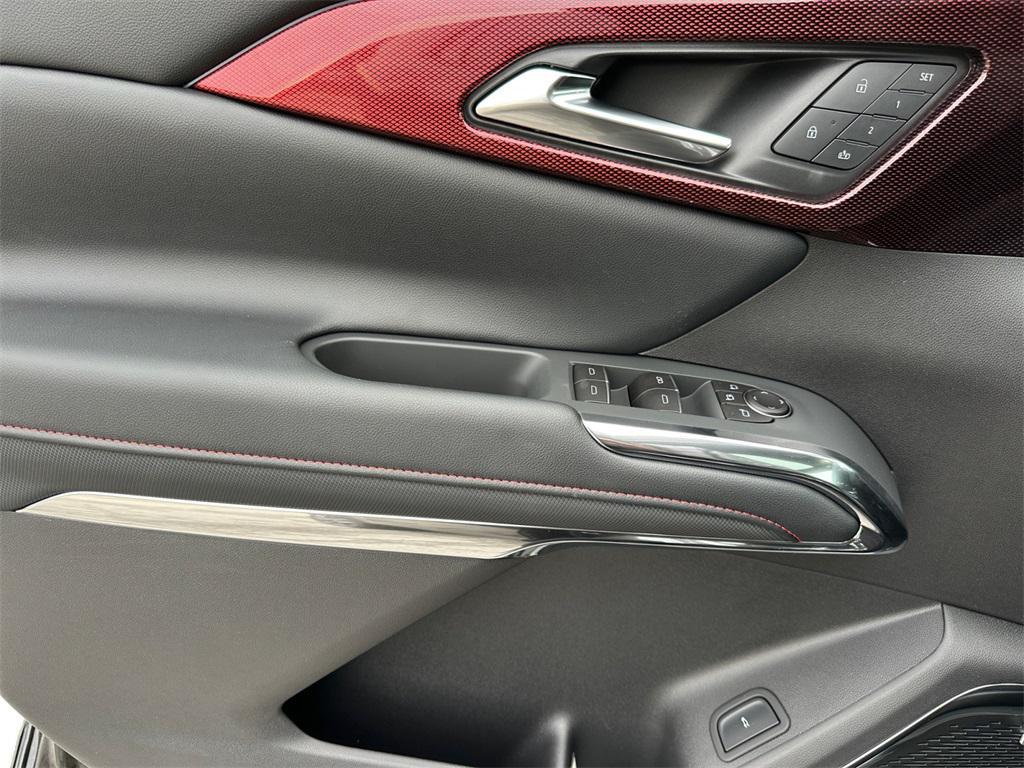 new 2026 Chevrolet Traverse car, priced at $52,795